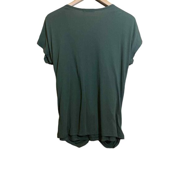Dressbarn Green Scoop Neck Top with Twist Bottom Detail Unknown Size - Picture 2 of 5
